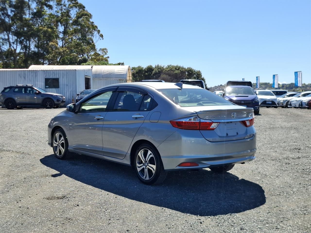 Vehicle image 5