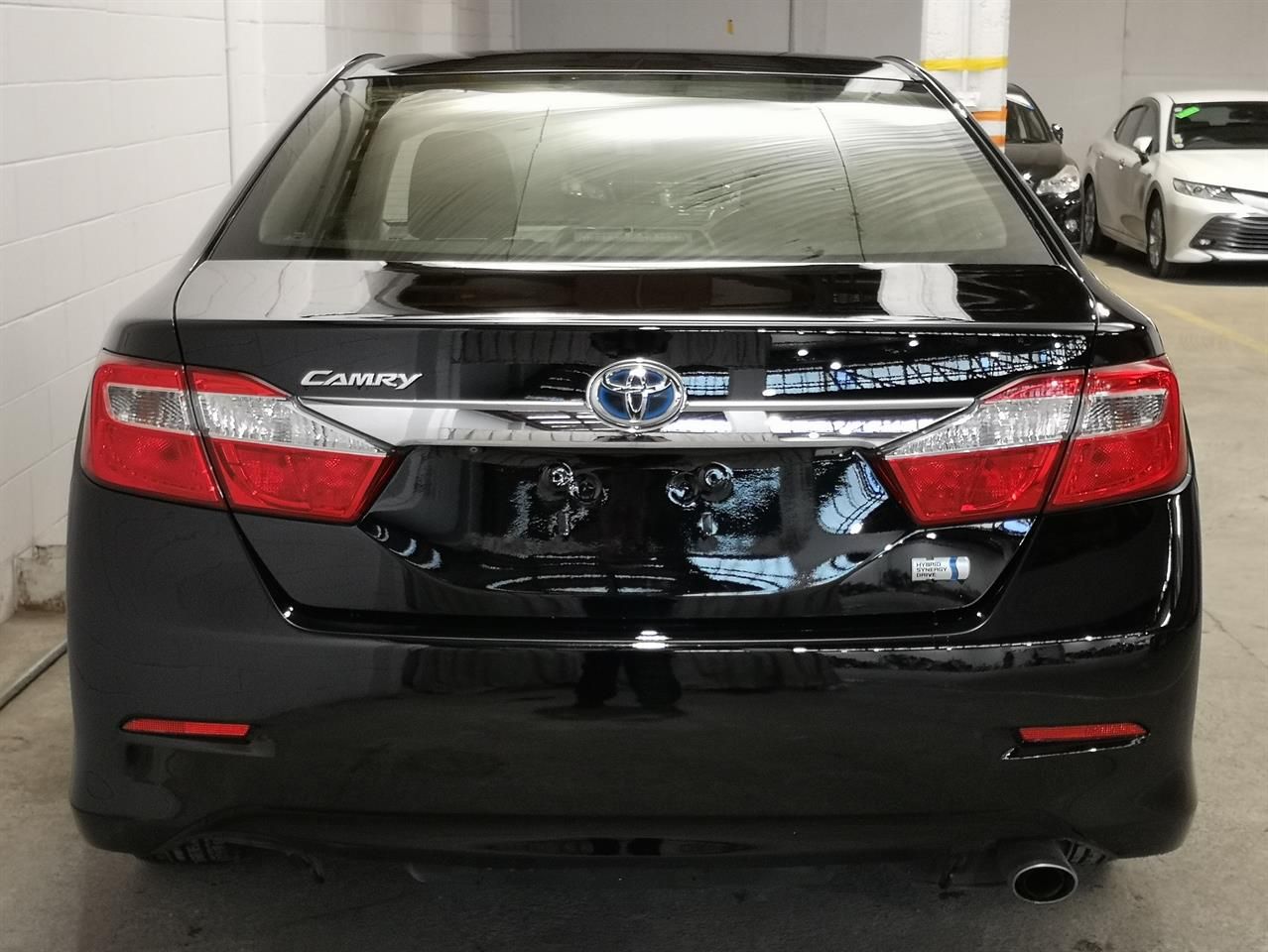 Vehicle image 5