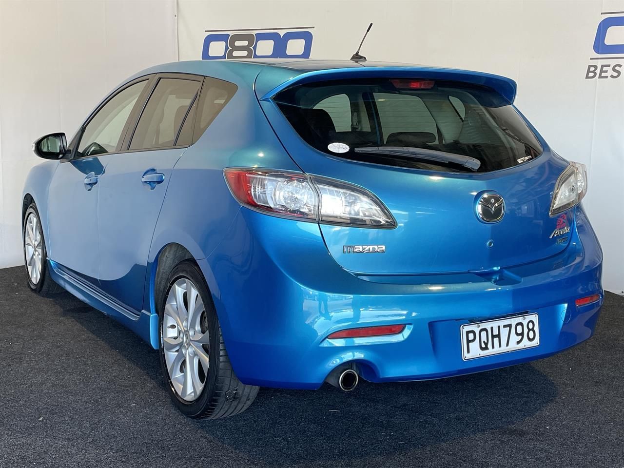 Vehicle image 4