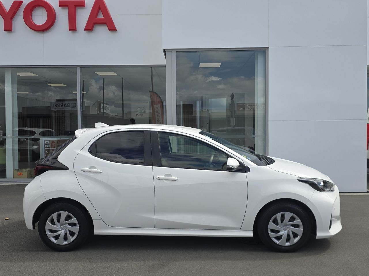 Vehicle image 2