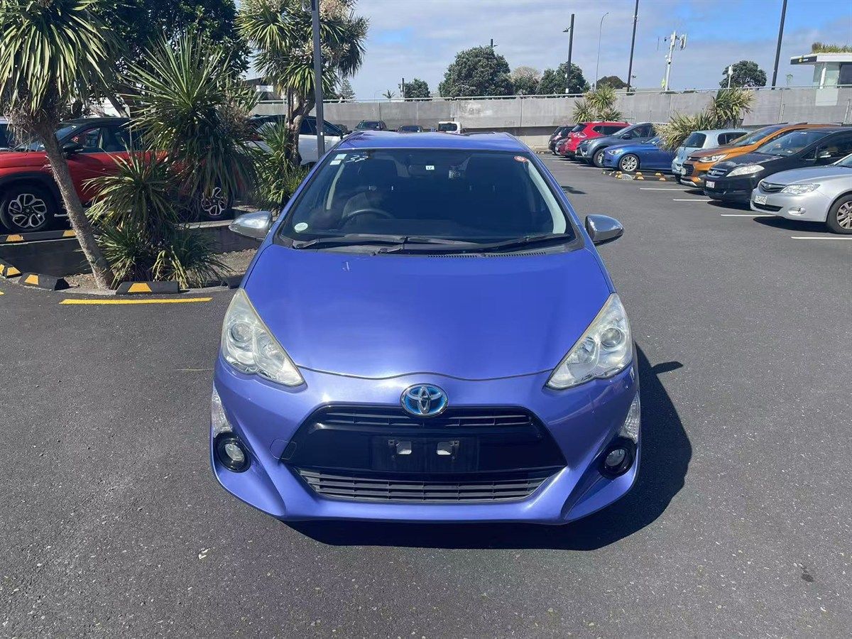 Vehicle image 2