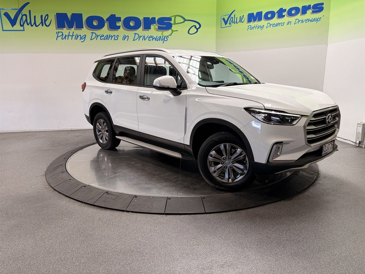 Vehicle image 1