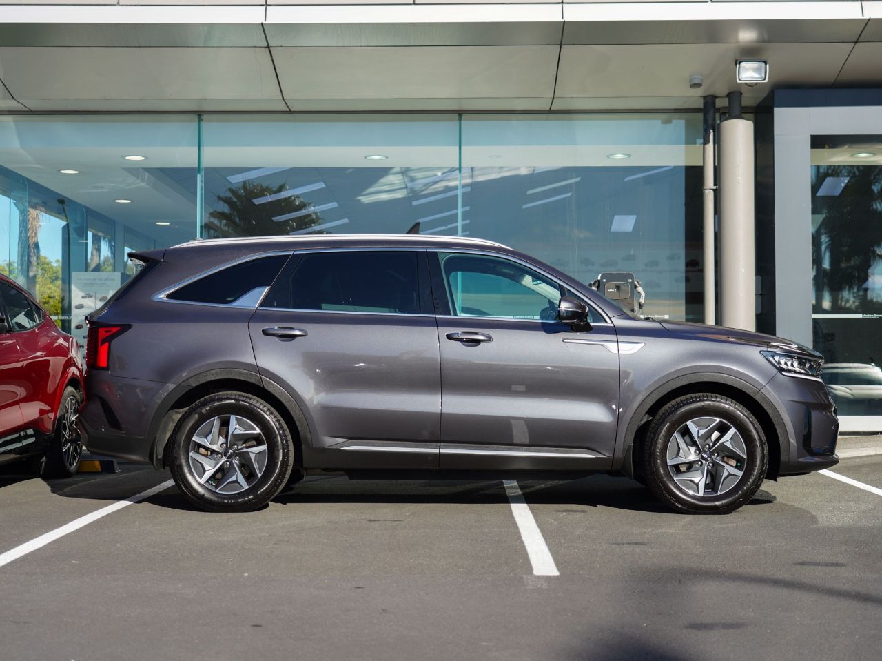 Vehicle image 3
