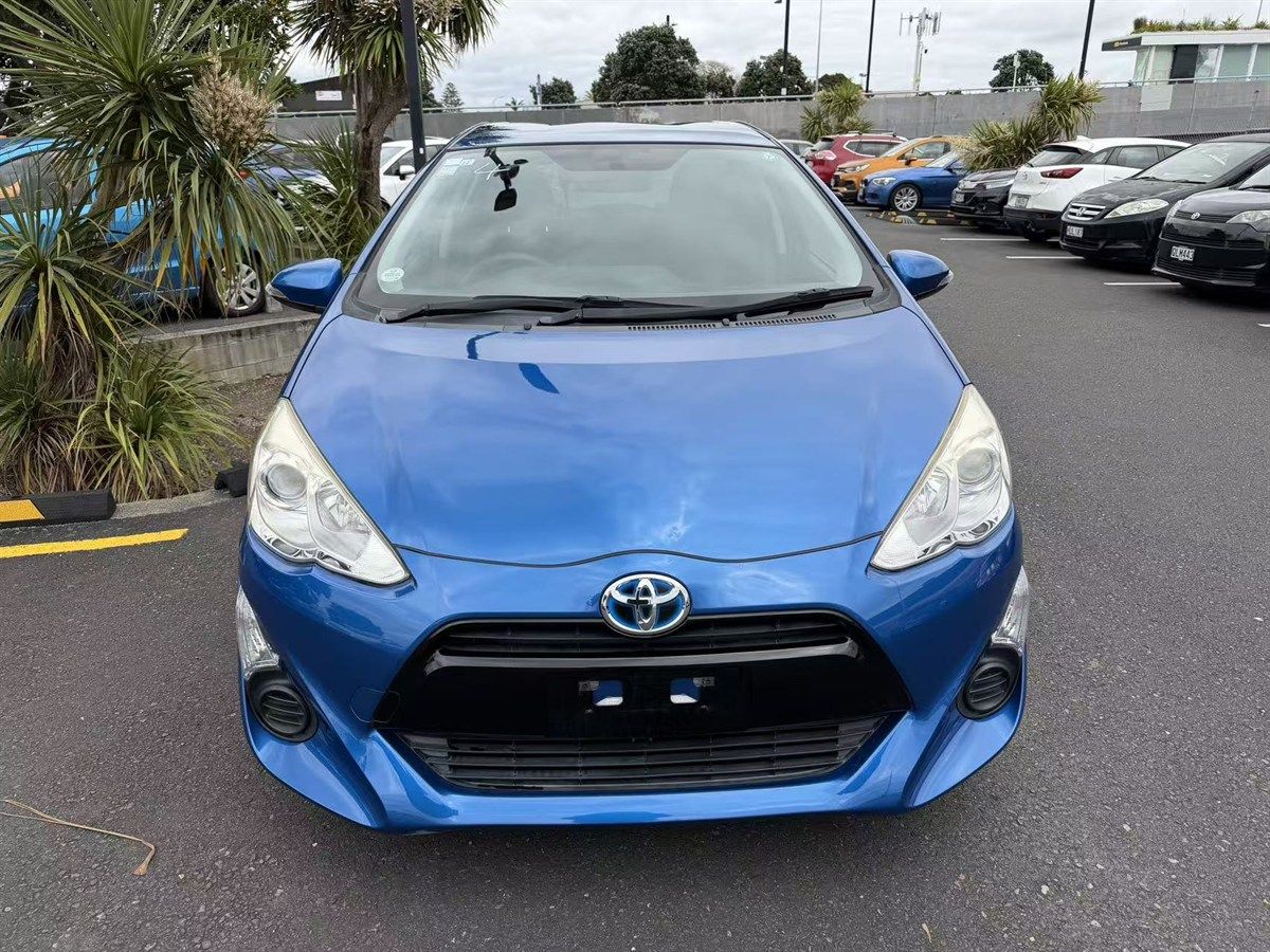 Vehicle image 2
