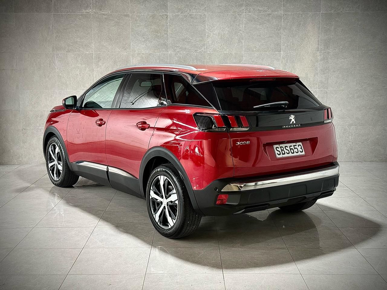 Vehicle image 3
