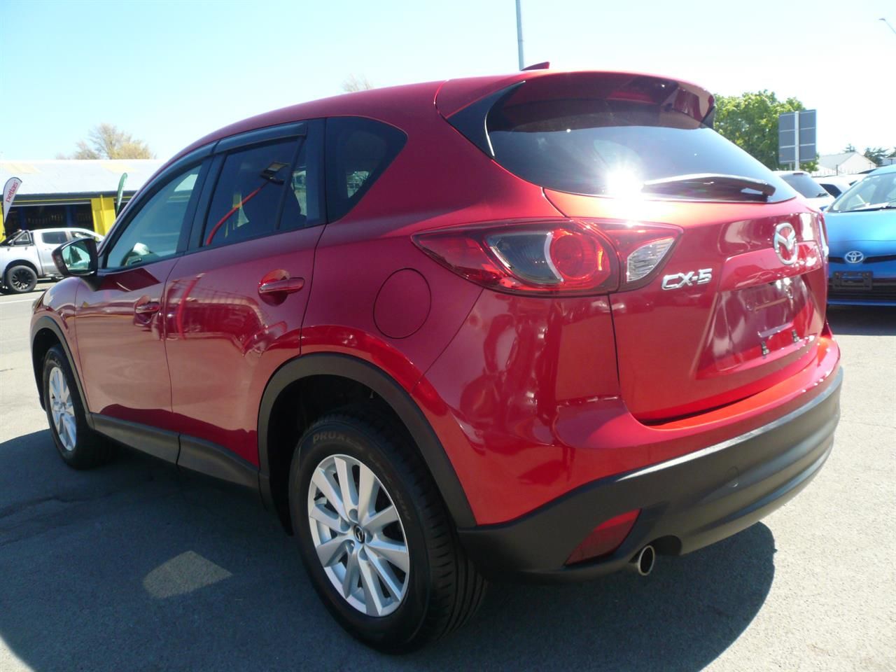 Vehicle image 4