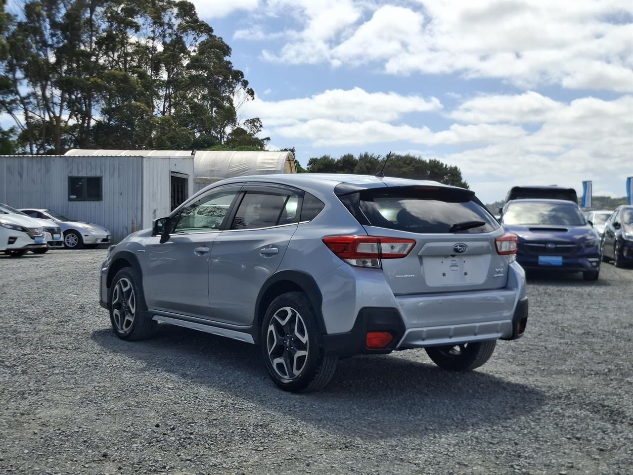 Vehicle image 5
