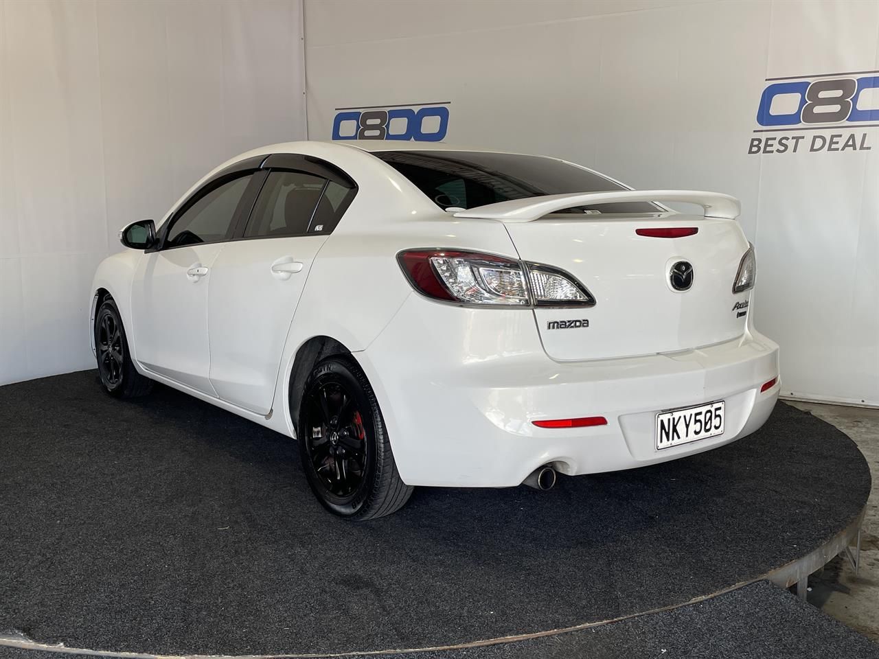 Vehicle image 4