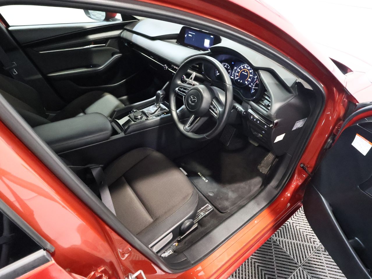 Vehicle image 3