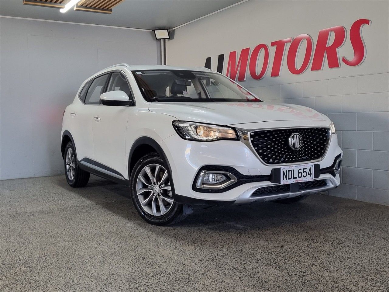 Vehicle image 1