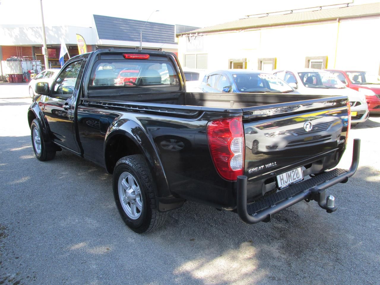 Vehicle image 4