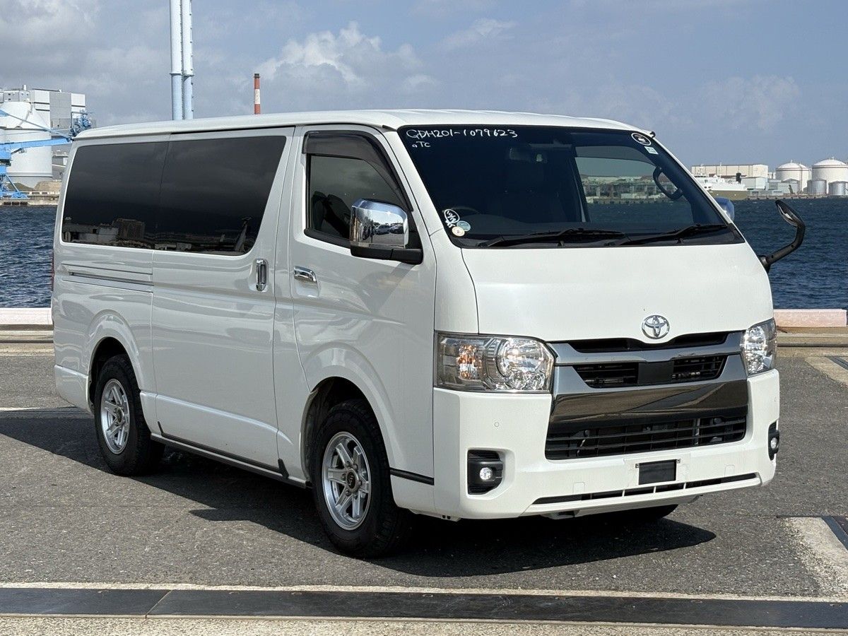 Vehicle image 1