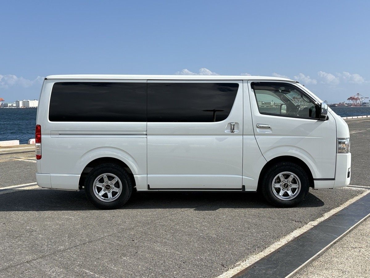 Vehicle image 2