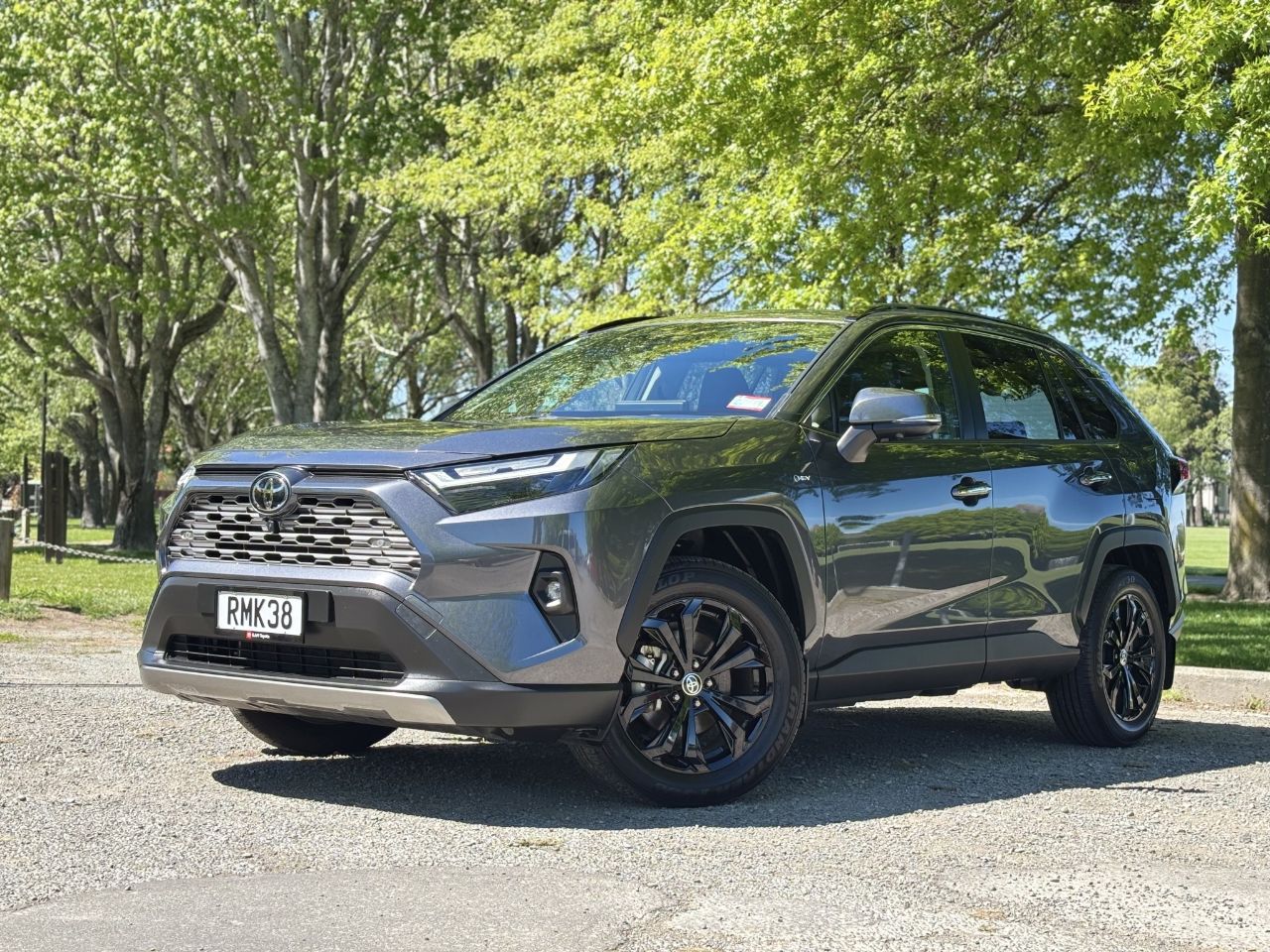 Vehicle image 3