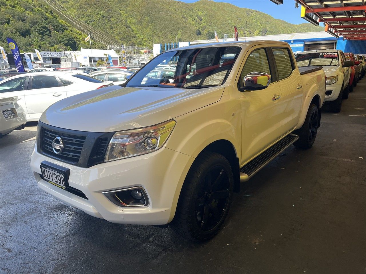 Vehicle image 3
