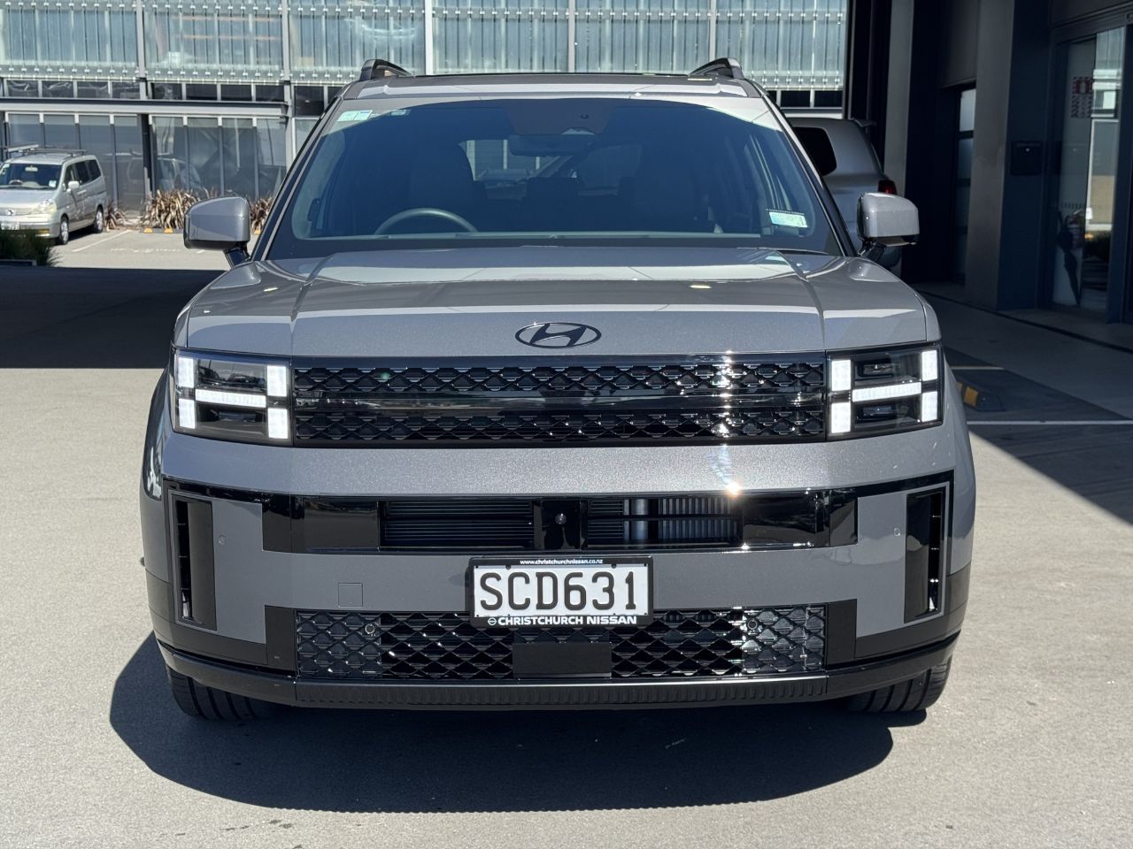 Vehicle image 4