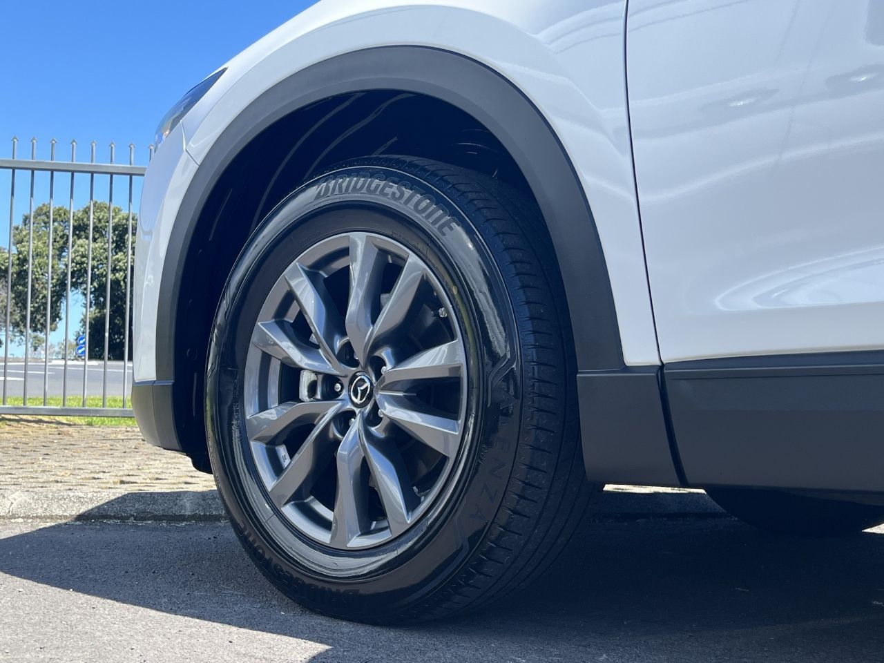 Vehicle image 5