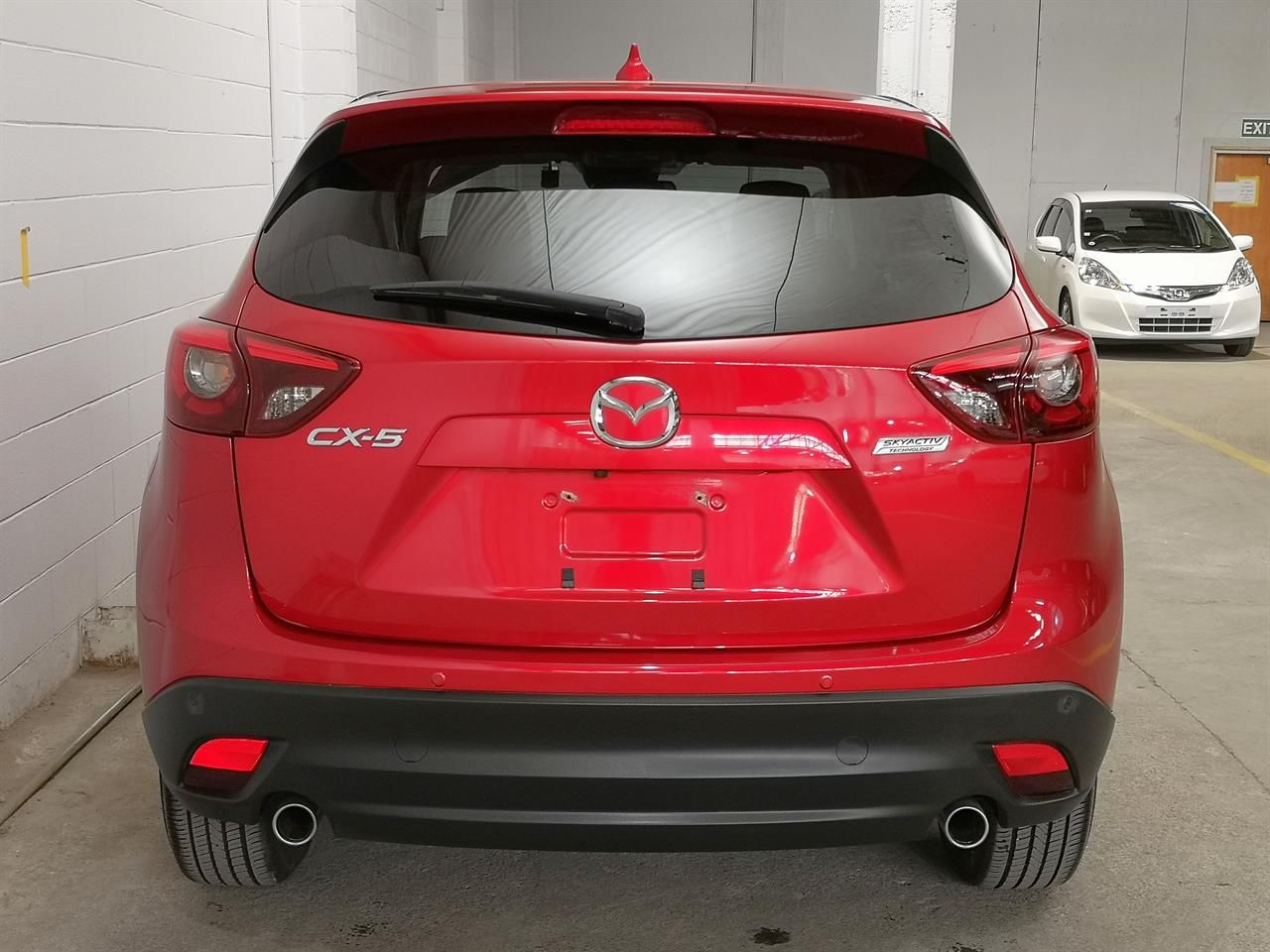 Vehicle image 5