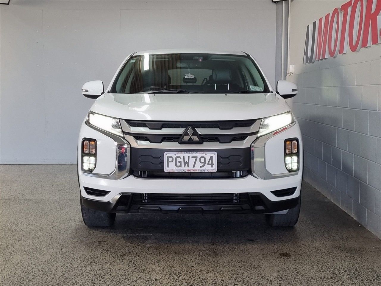 Vehicle image 2