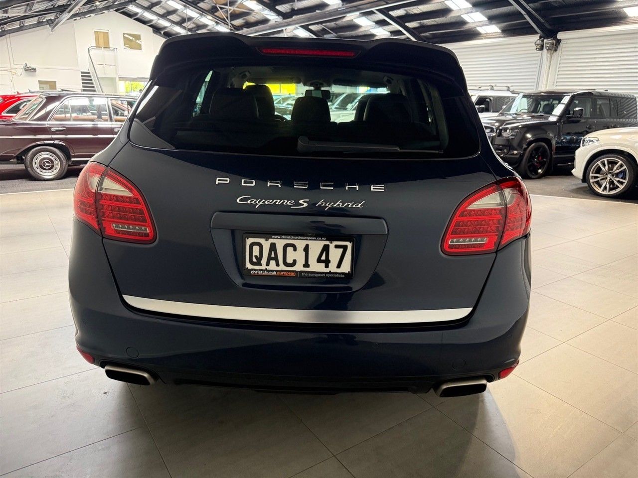 Vehicle image 4