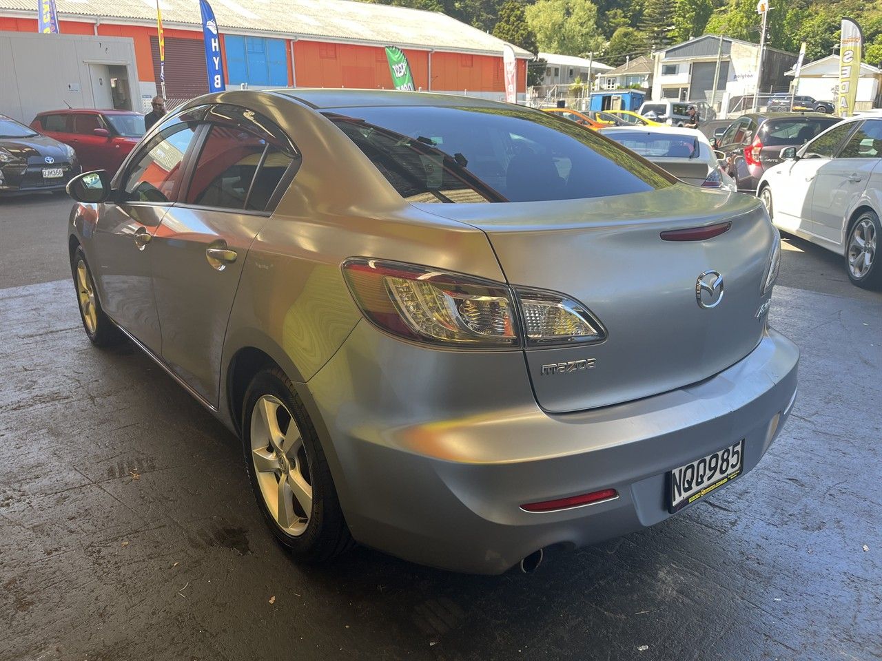 Vehicle image 4