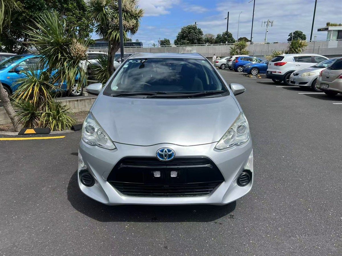 Vehicle image 2