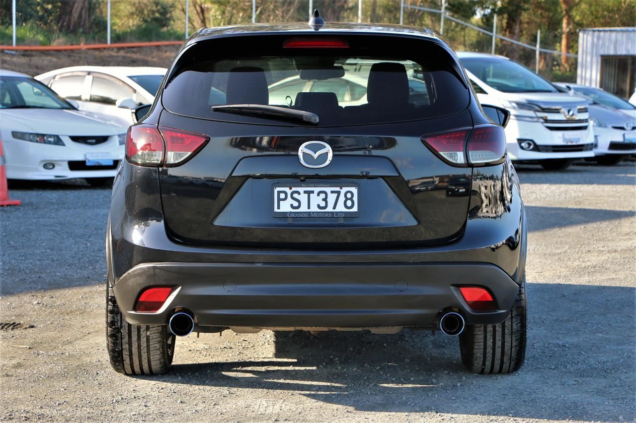Vehicle image 5