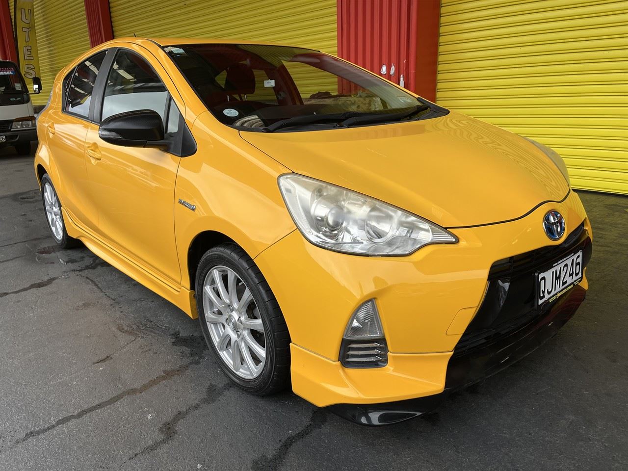 Vehicle image 1