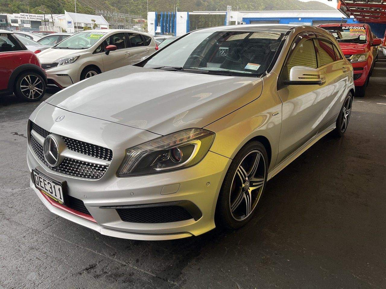 Vehicle image 3