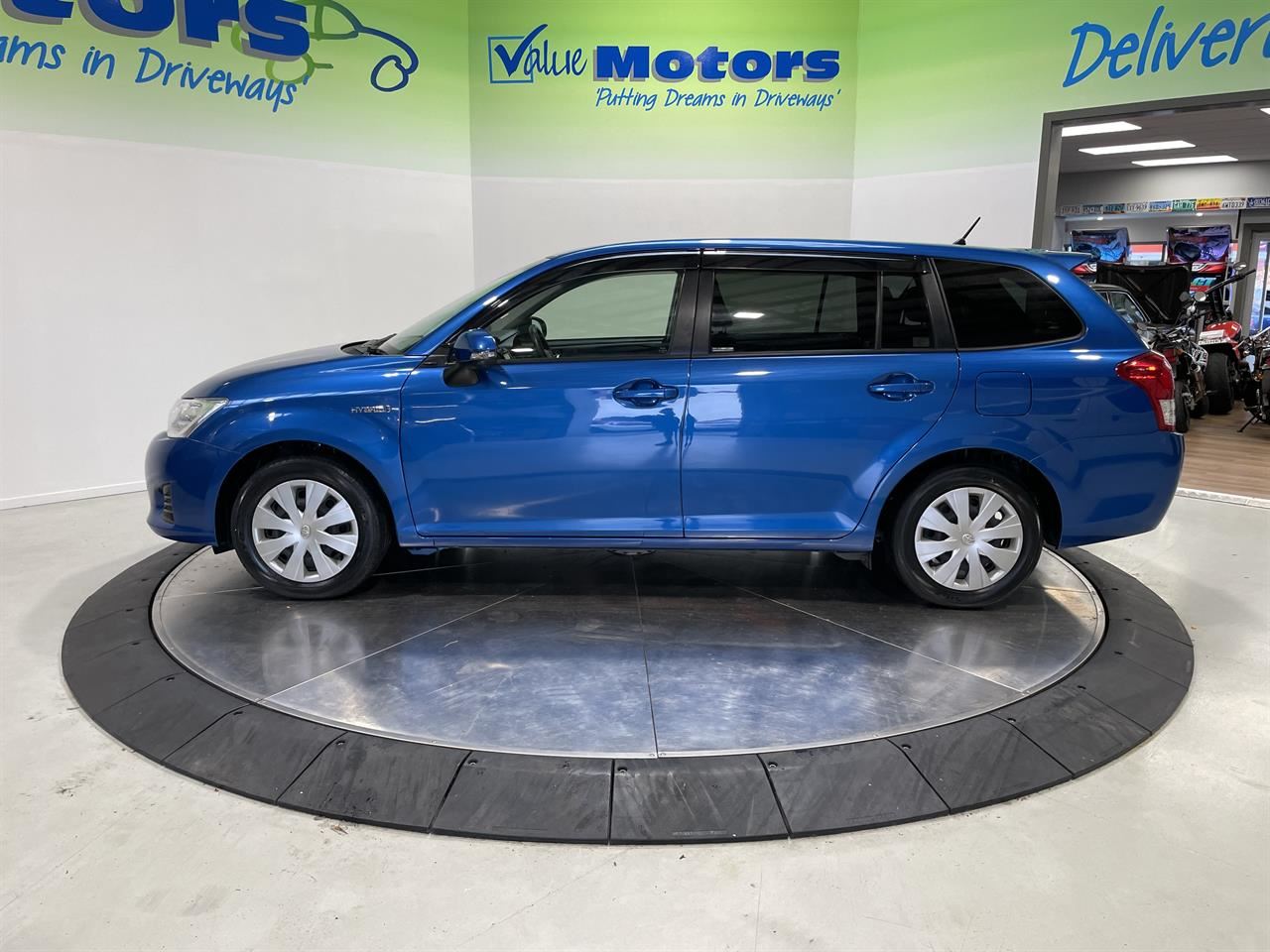 Vehicle image 5