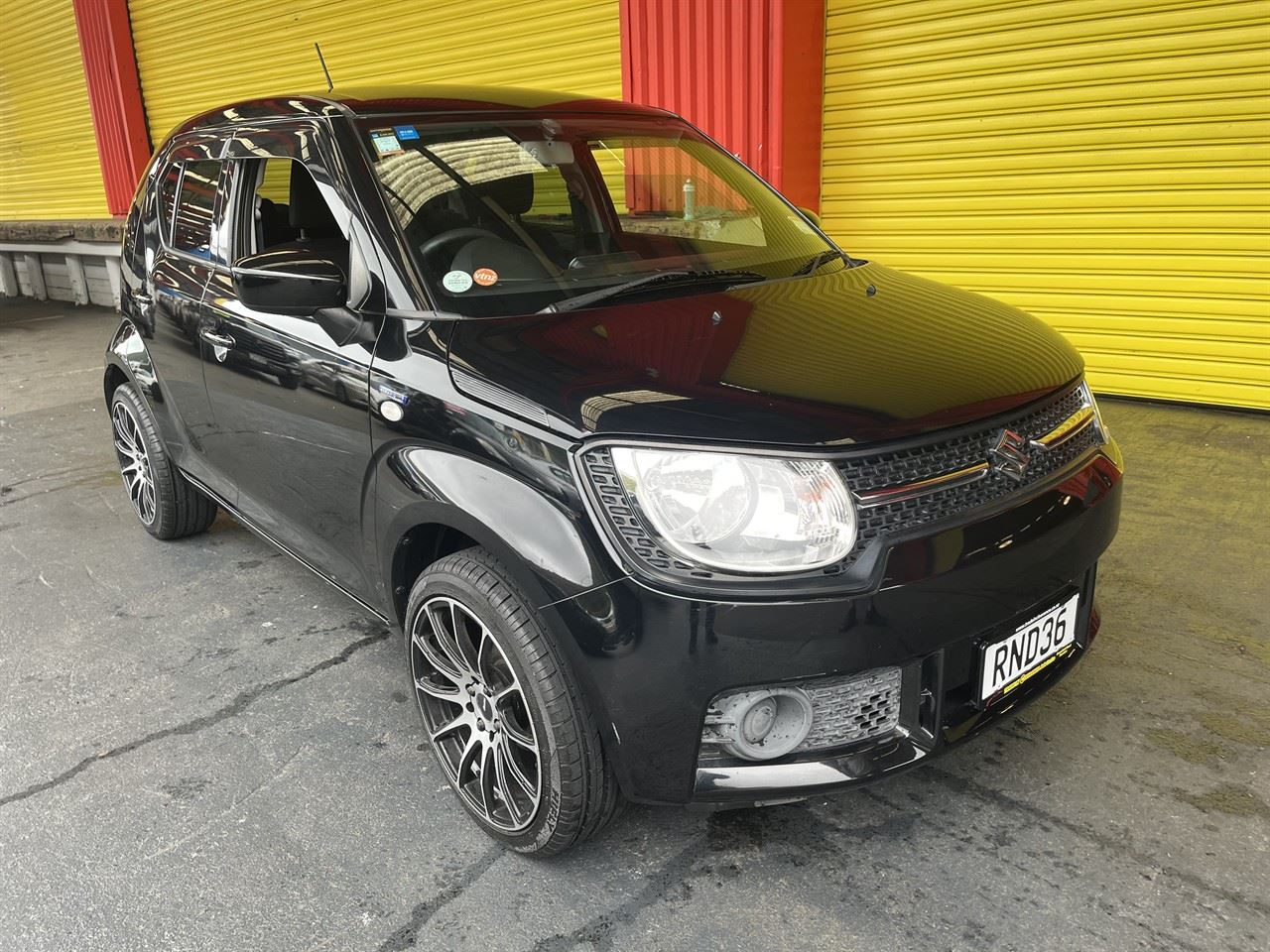 Vehicle image 1
