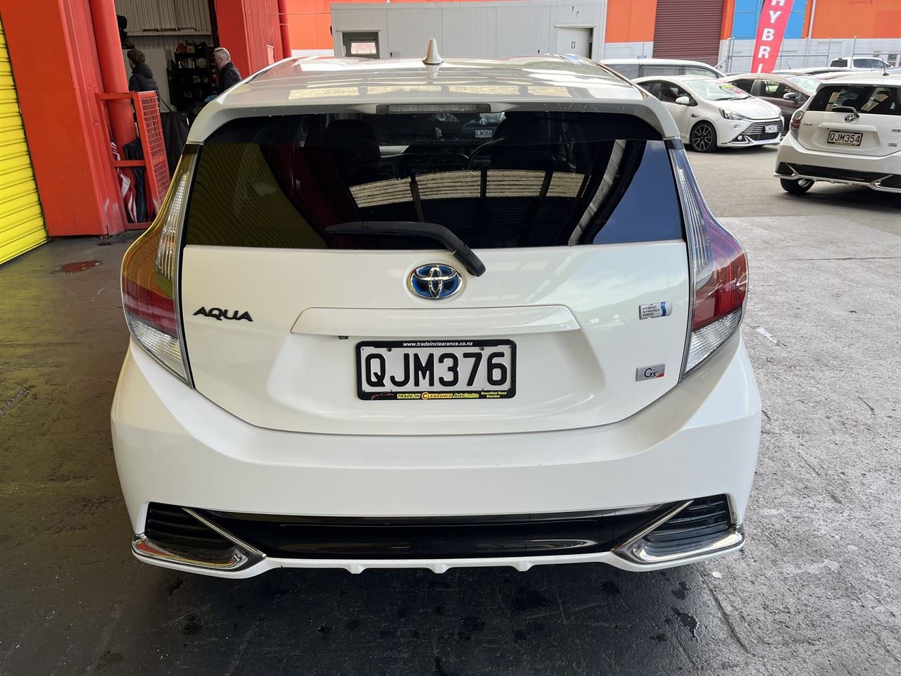 Vehicle image 5