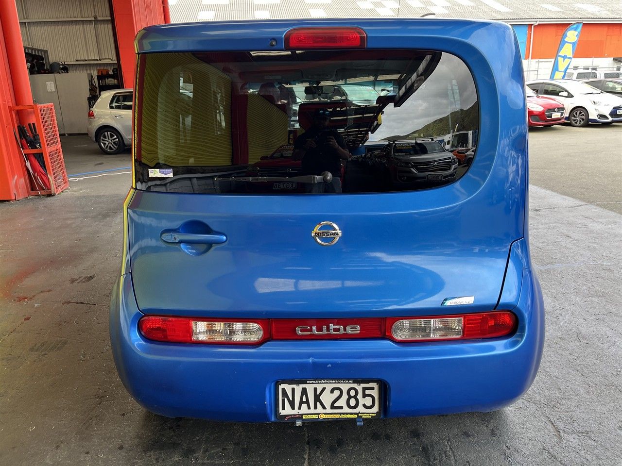 Vehicle image 5