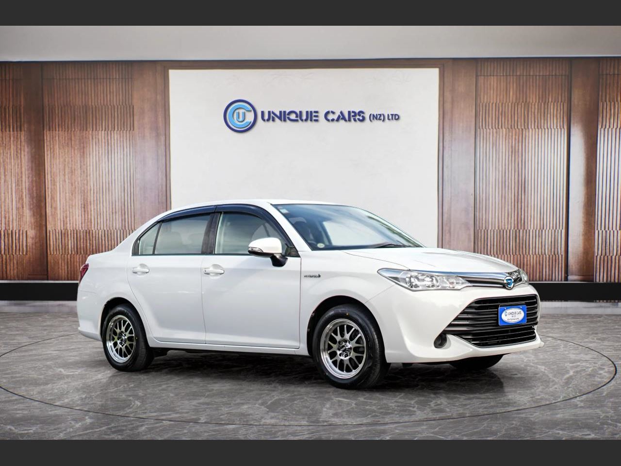 Vehicle image 3