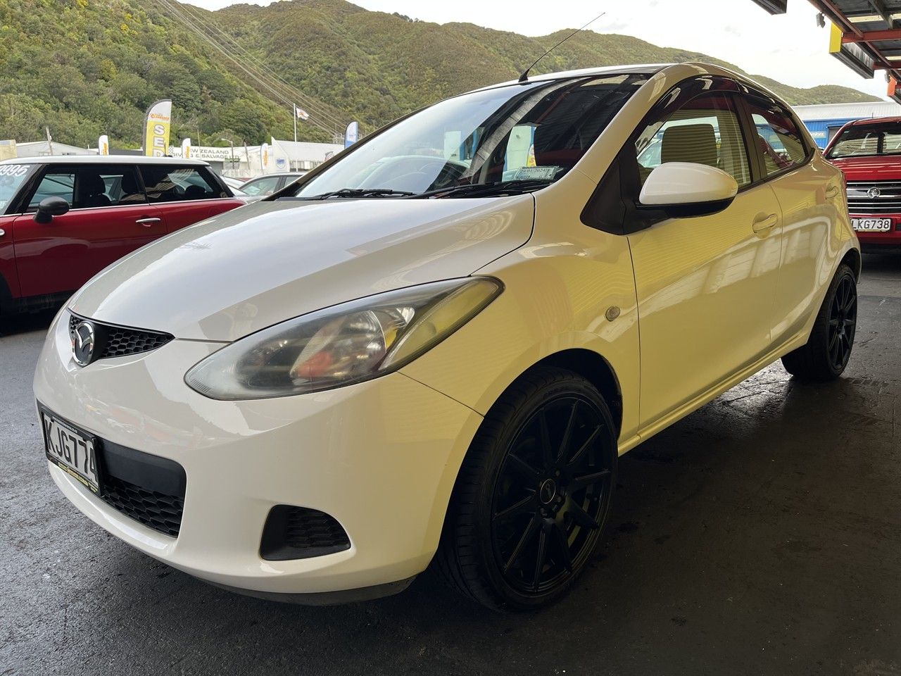 Vehicle image 3