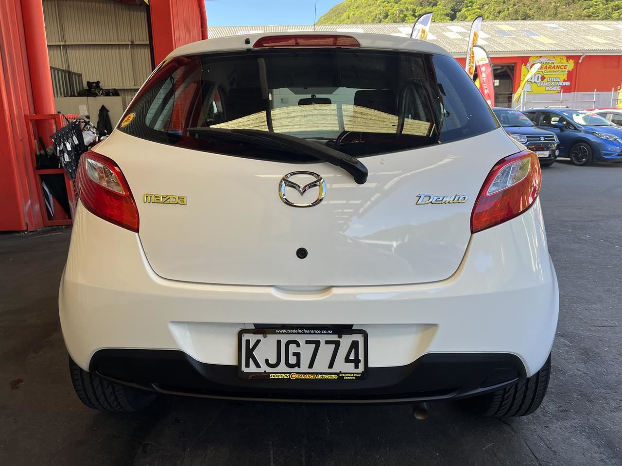 Vehicle image 5