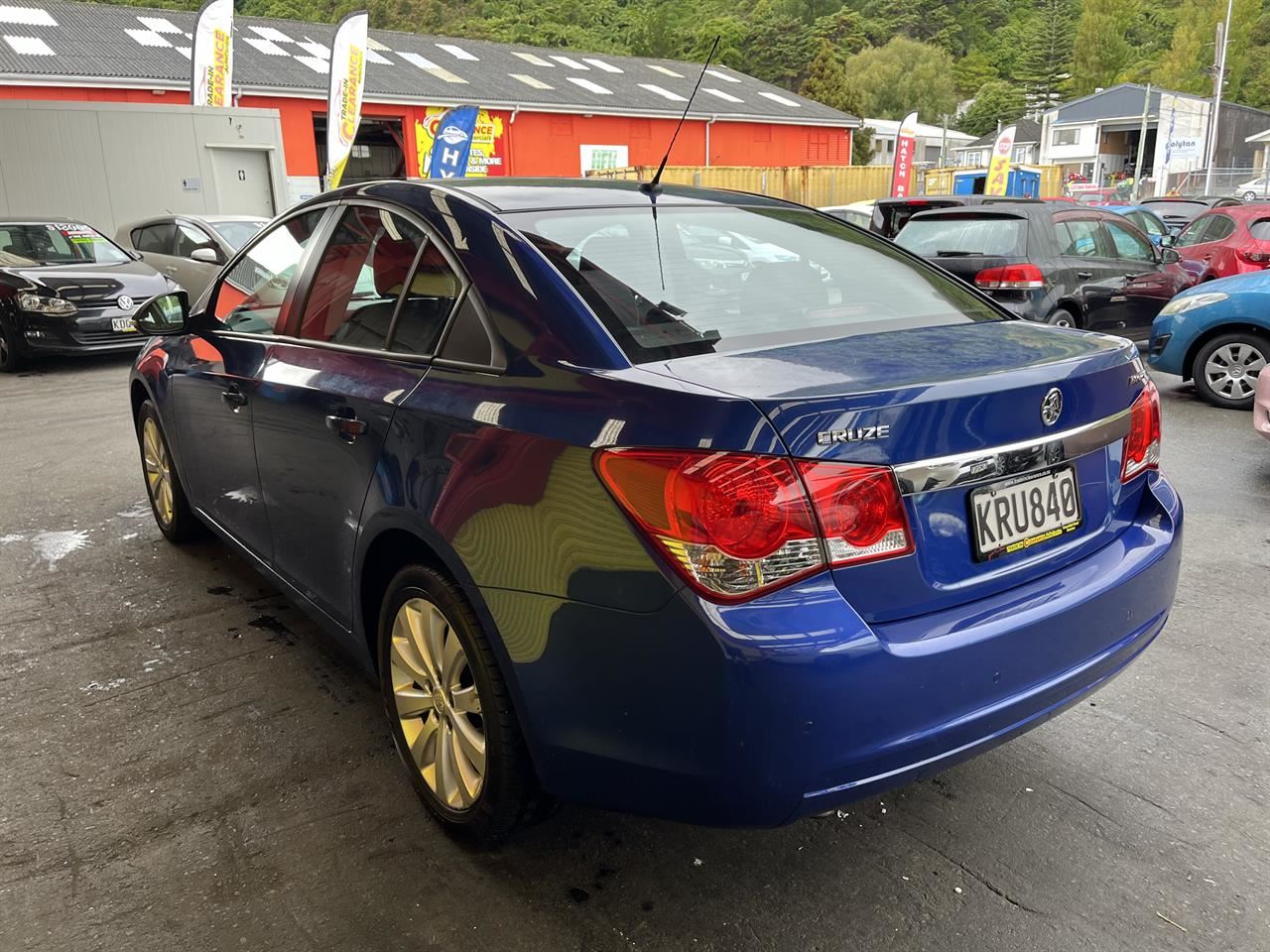 Vehicle image 4