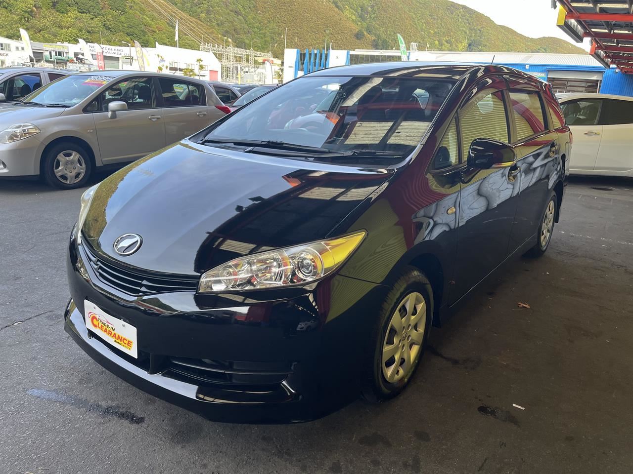 Vehicle image 3