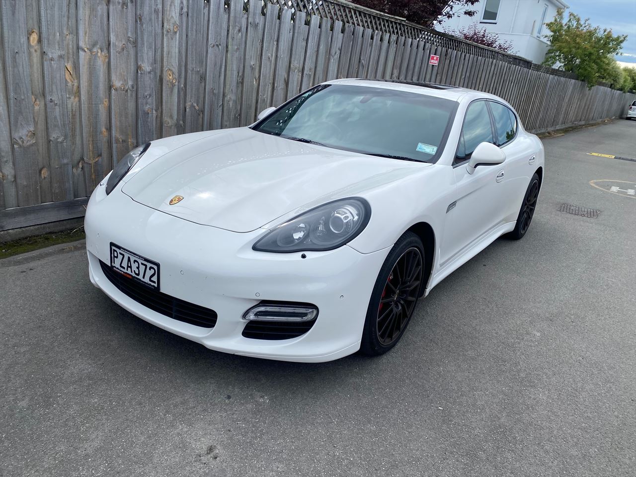 Vehicle image 3