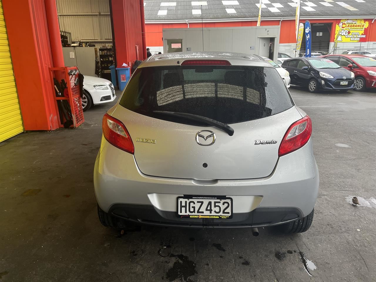 Vehicle image 5