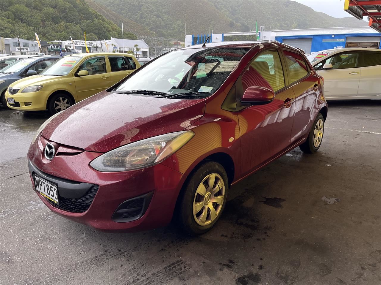 Vehicle image 3