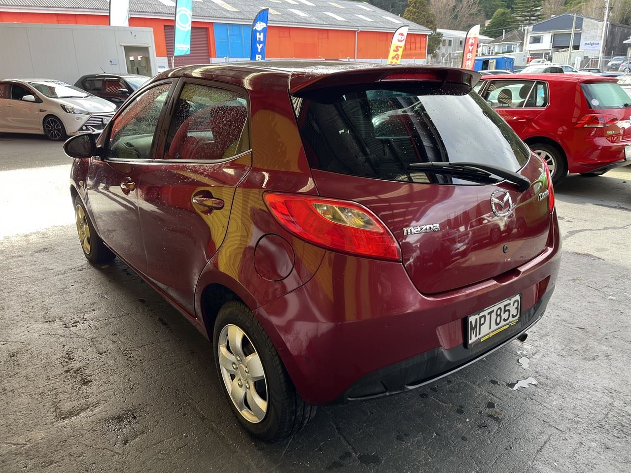 Vehicle image 4