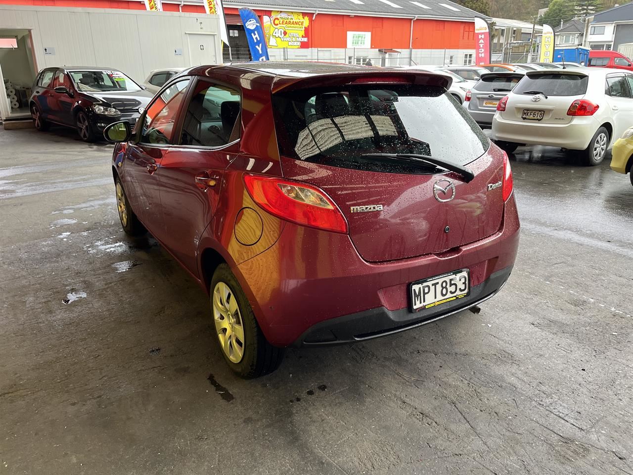 Vehicle image 4