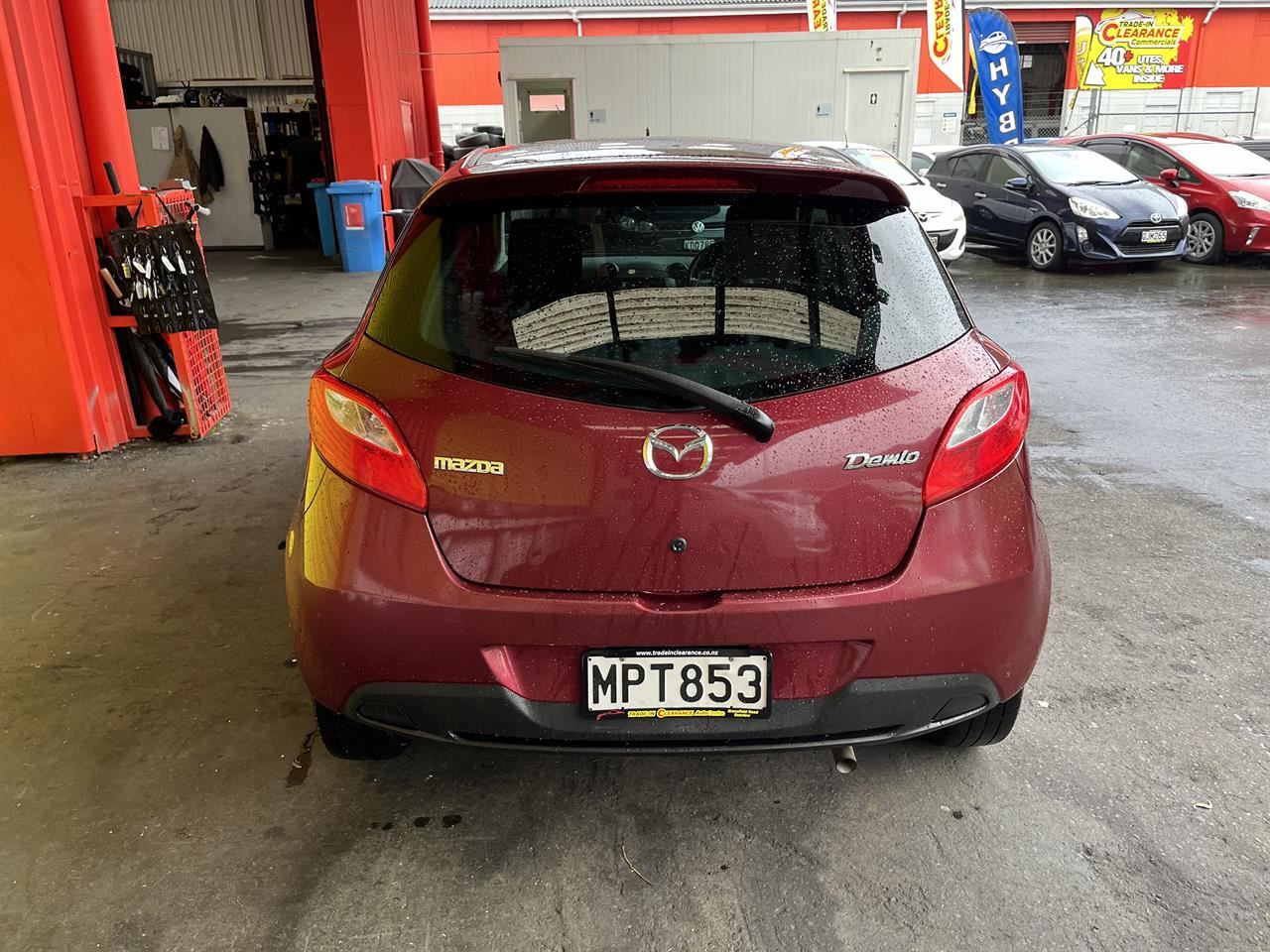 Vehicle image 5
