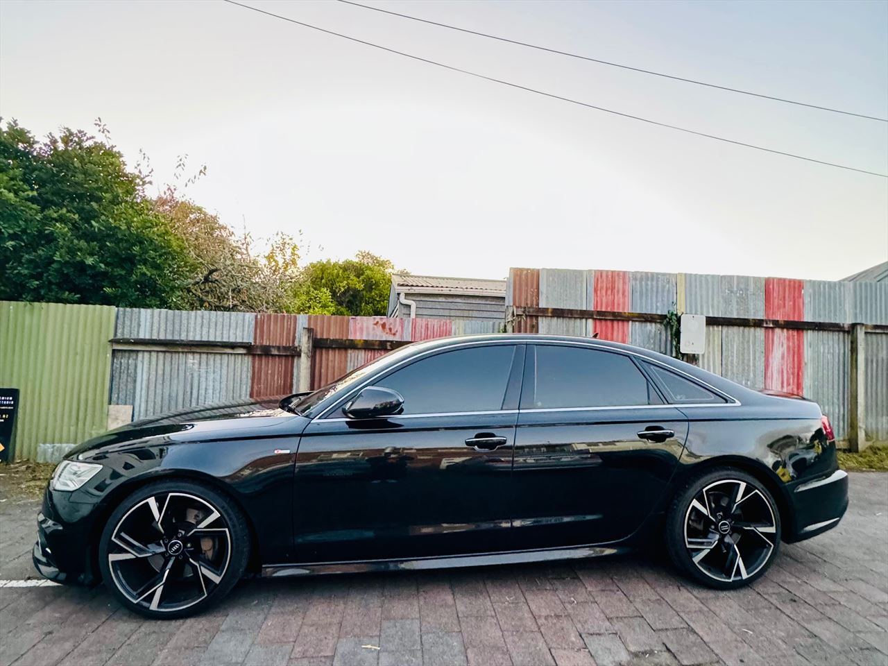 Vehicle image 3
