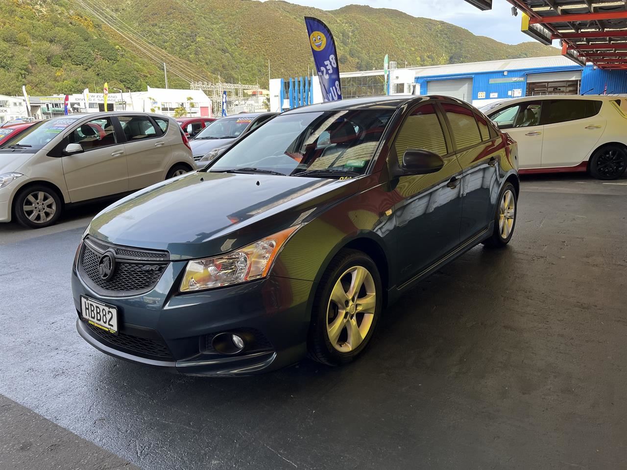 Vehicle image 3