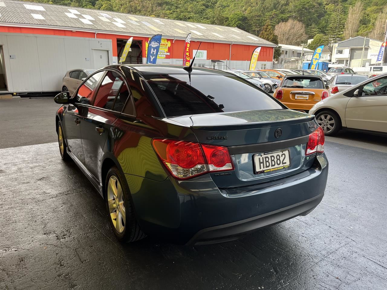 Vehicle image 4