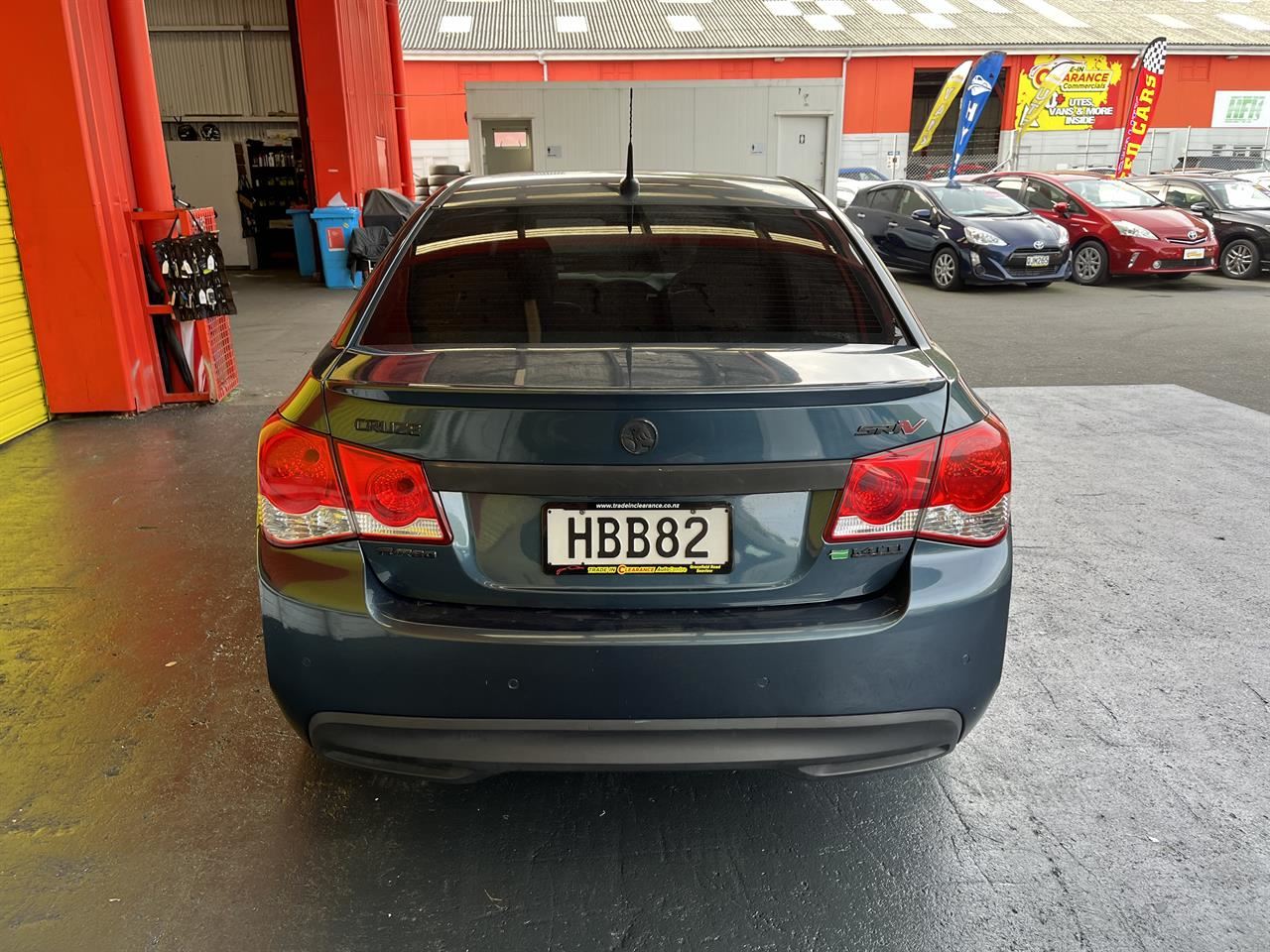 Vehicle image 5
