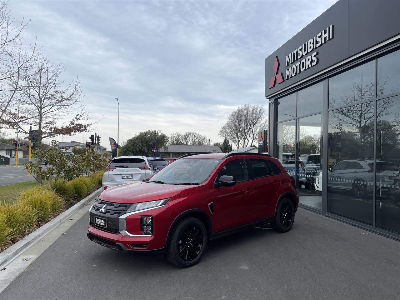 Vehicle image 4