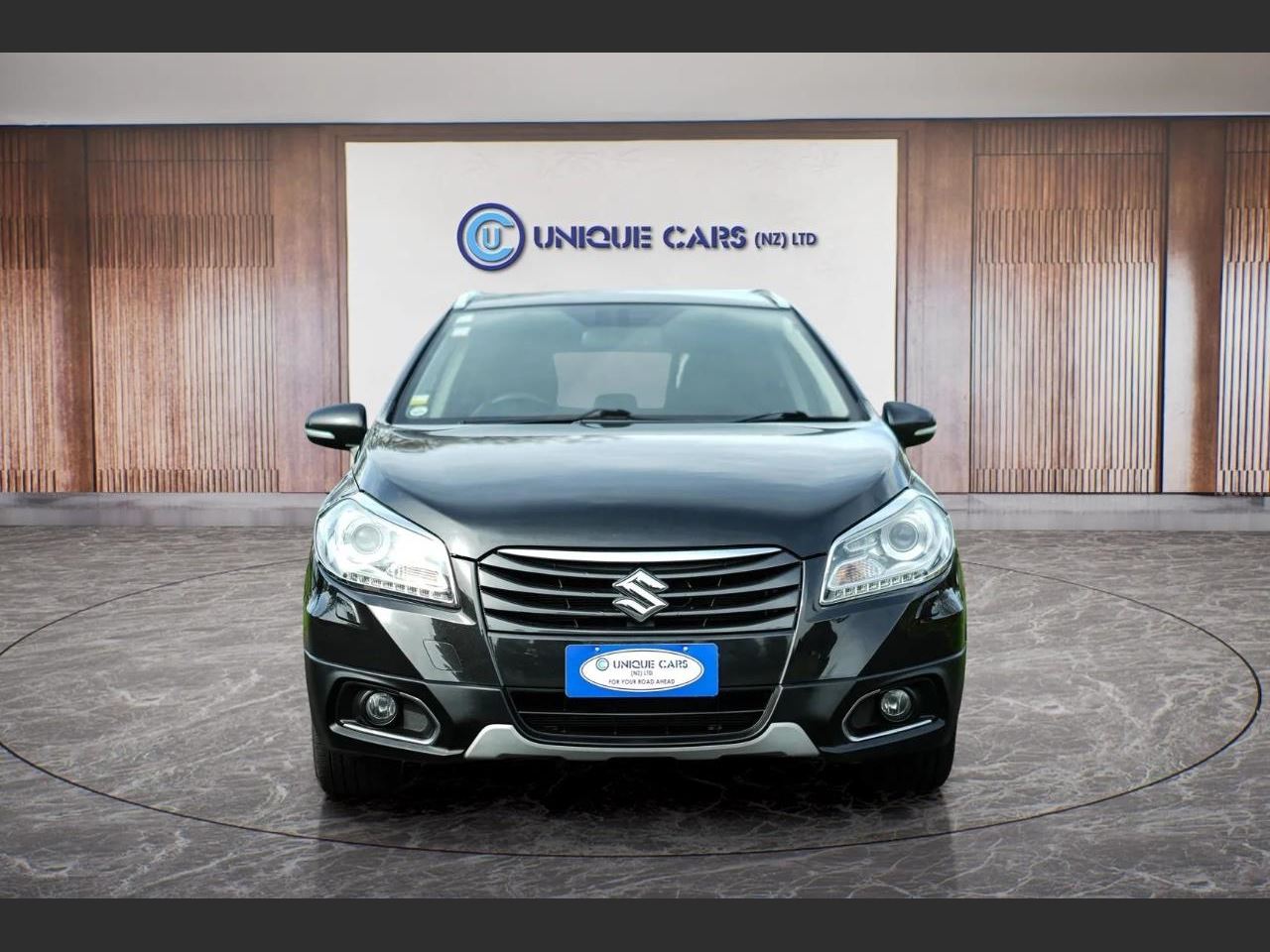 Vehicle image 4
